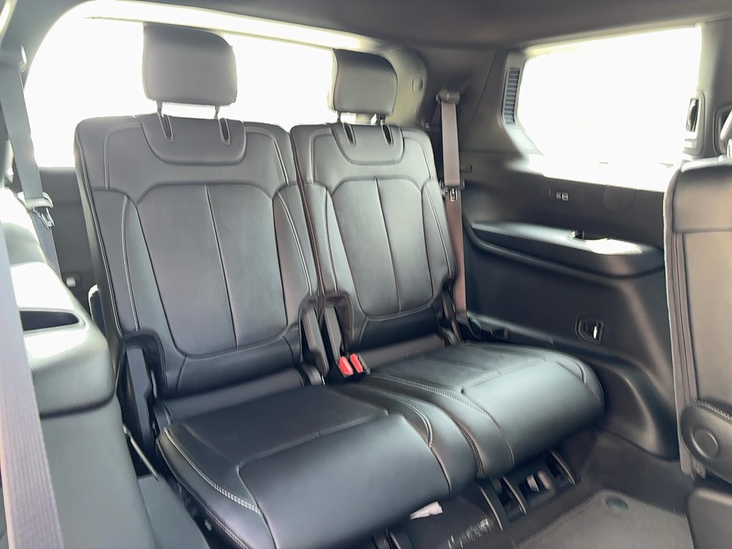 New 2026 Jeep Grand Cherokee L Limited AWD/4WD image 11