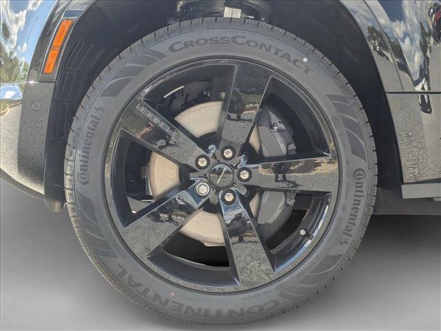 New 2026 Land Rover Defender 110 X-Dynamic SE AWD/4WD image 10