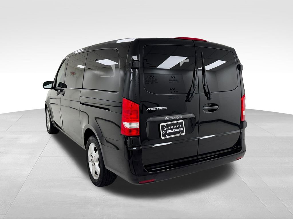 Used 2018 Mercedes-Benz Metris Passenger image 5
