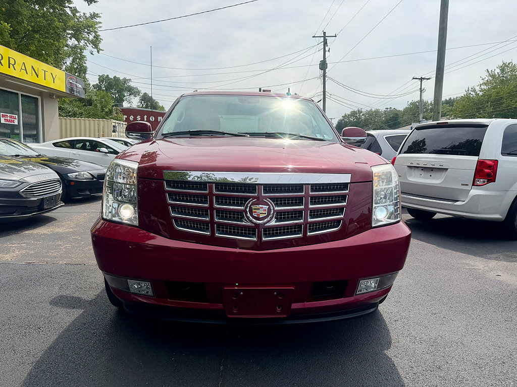Used 2007 Cadillac Escalade EXT w/ Information Package AWD/4WD image 2