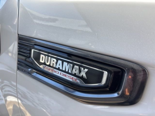 Used 2023 GMC Sierra 1500 AT4 w/ AT4 Preferred Package image 8