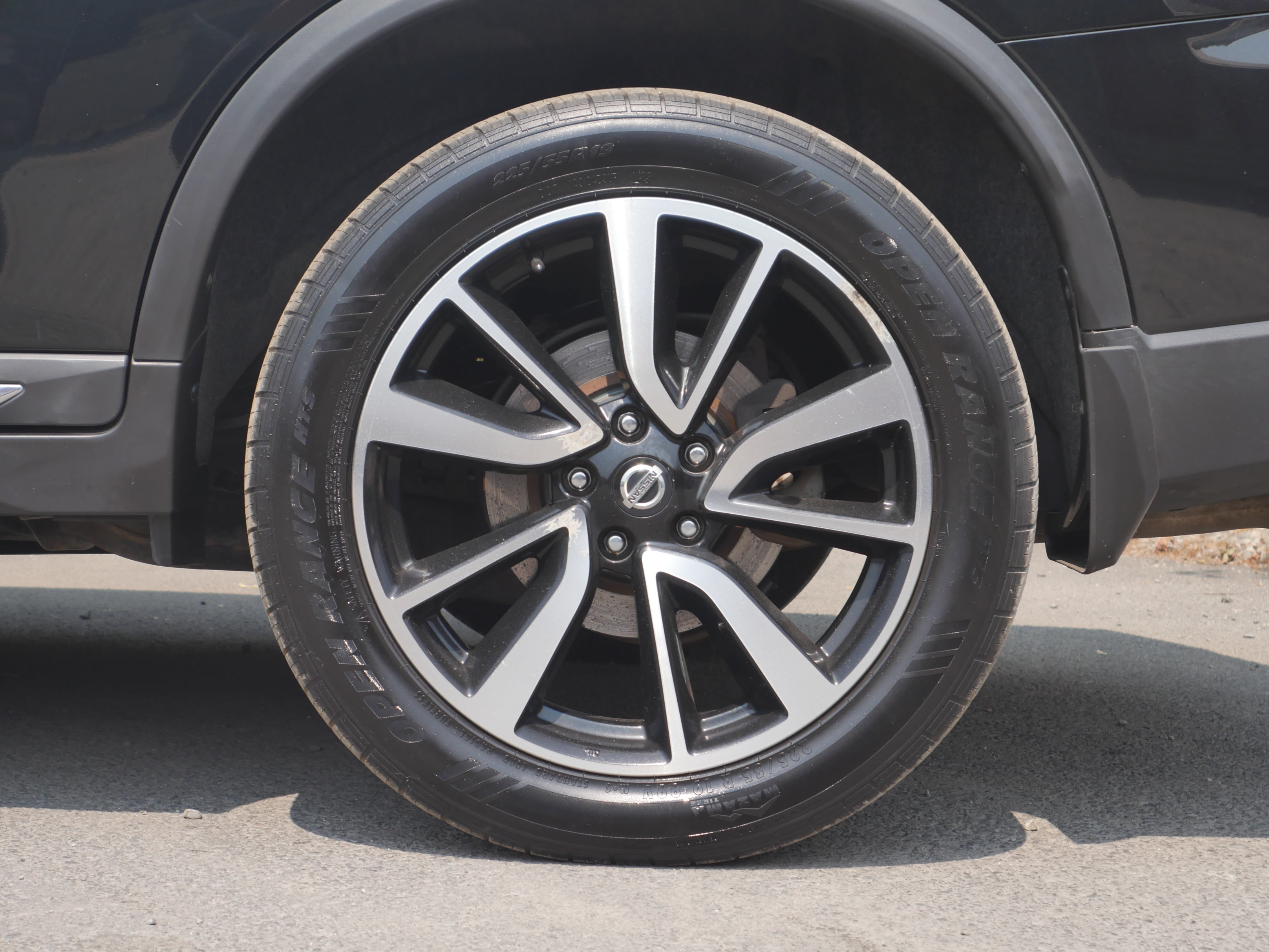 Used 2019 Nissan Rogue SL w/ Premium Package AWD/4WD image 16