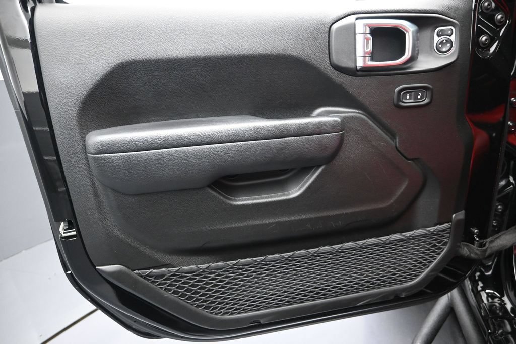Used 2025 Jeep Gladiator Sport AWD/4WD image 12