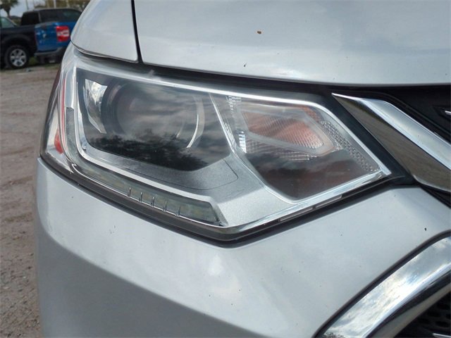 Used 2018 Chevrolet Traverse LT image 10