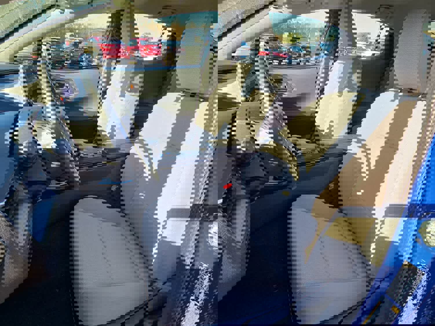 Used 2023 Toyota Prius LE image 13