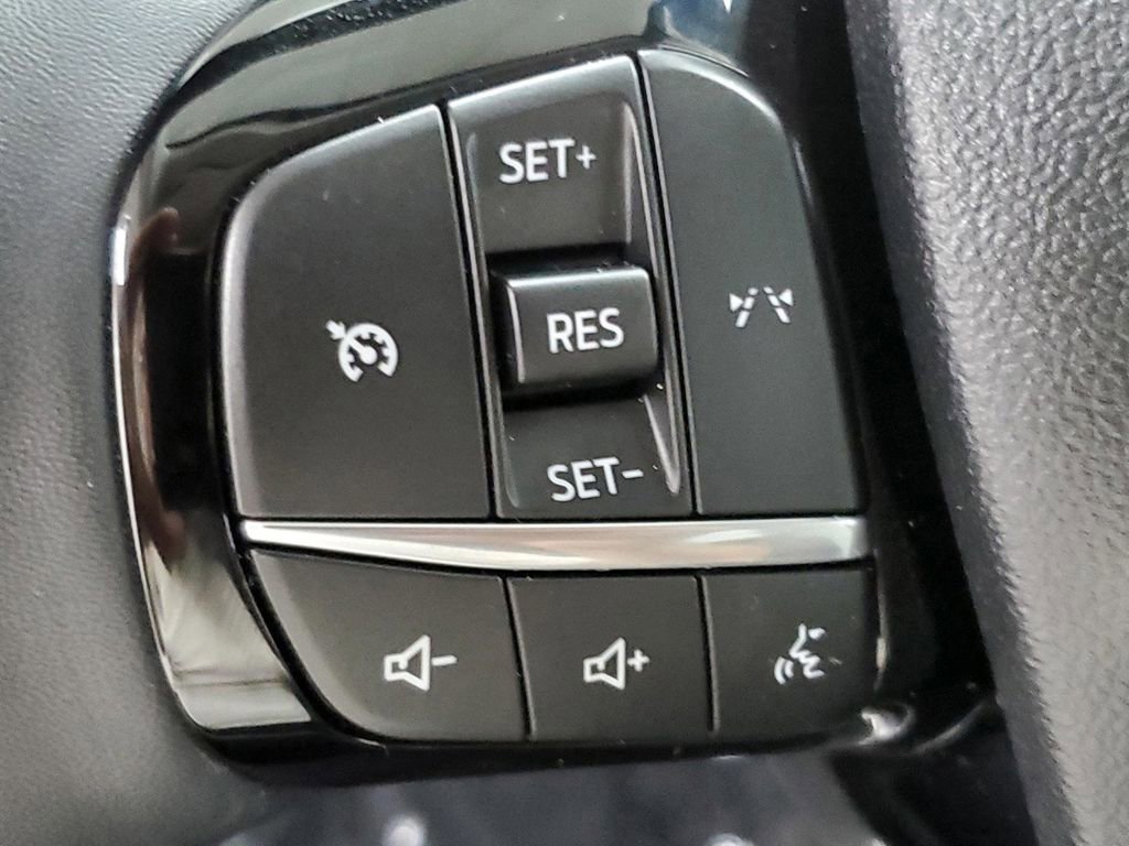 Used 2023 Ford Escape Active AWD/4WD image 30