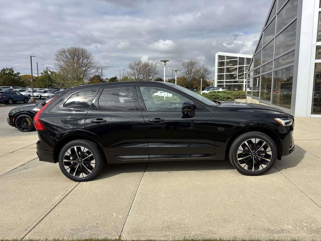 New 2026 Volvo XC60 B5 Plus w/ Protection Package Premier image 8