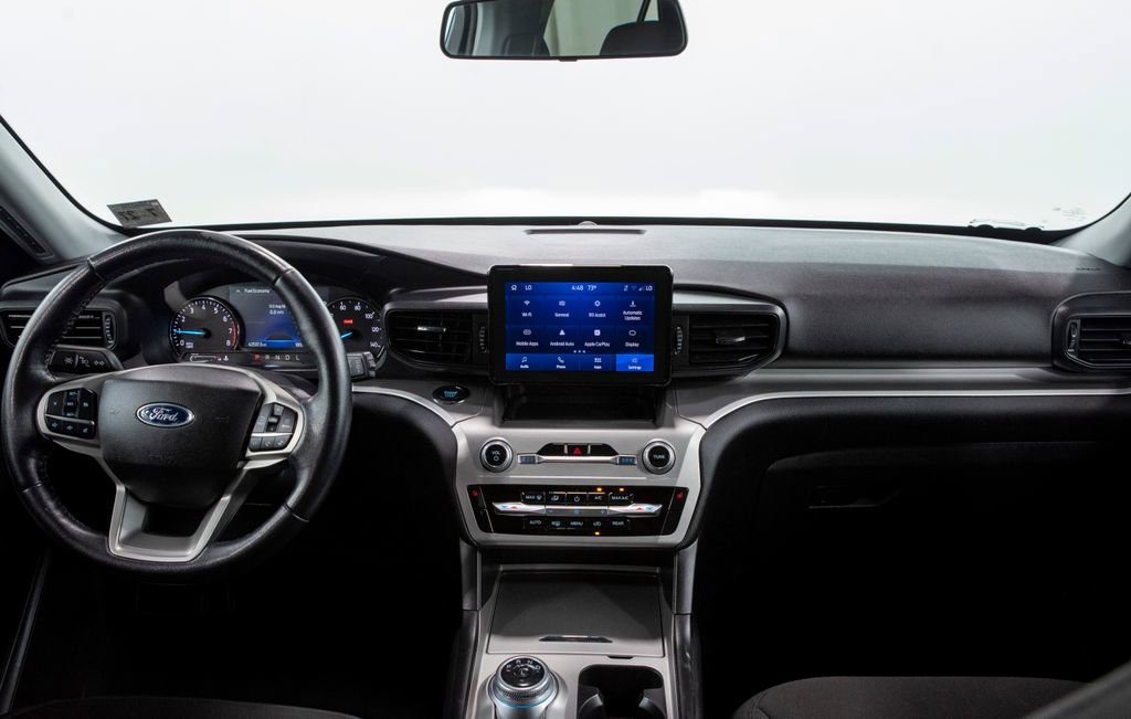 Used 2022 Ford Explorer XLT AWD/4WD image 22