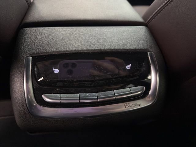Used 2024 Cadillac XT6 Premium Luxury AWD/4WD image 28