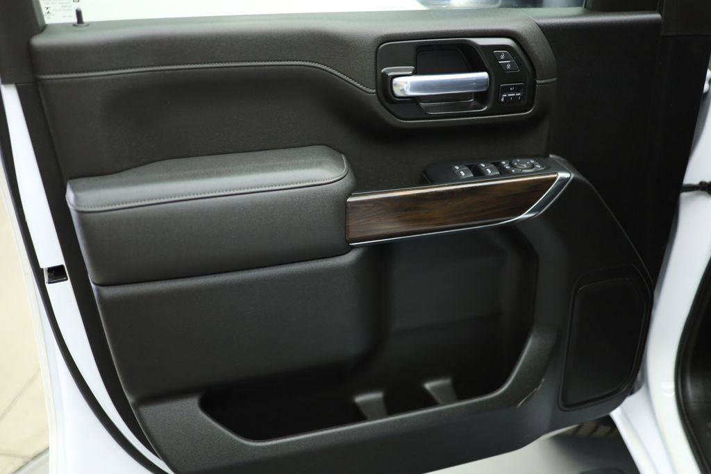 Used 2023 GMC Sierra 3500 SLT w/ SLT Convenience Package image 44