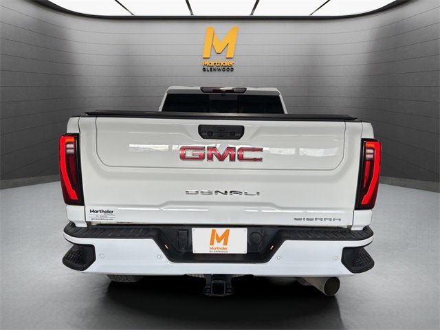 Used 2024 GMC Sierra 3500 Denali image 8