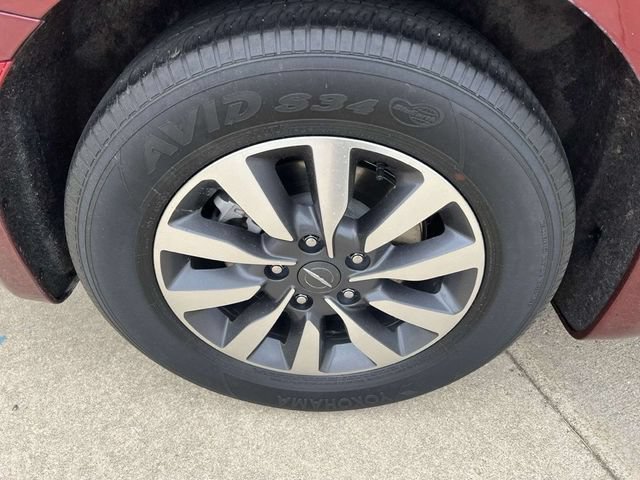 Used 2022 Chrysler Pacifica Limited FWD image 22