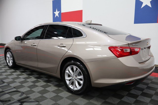 Used 2023 Chevrolet Malibu LT w/ Driver Confidence Package FWD image 5