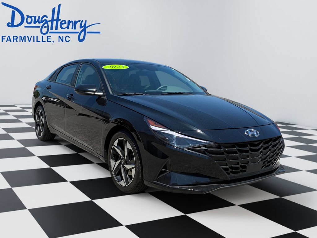 Used 2023 Hyundai Elantra SEL w/ Convenience Package FWD image 7