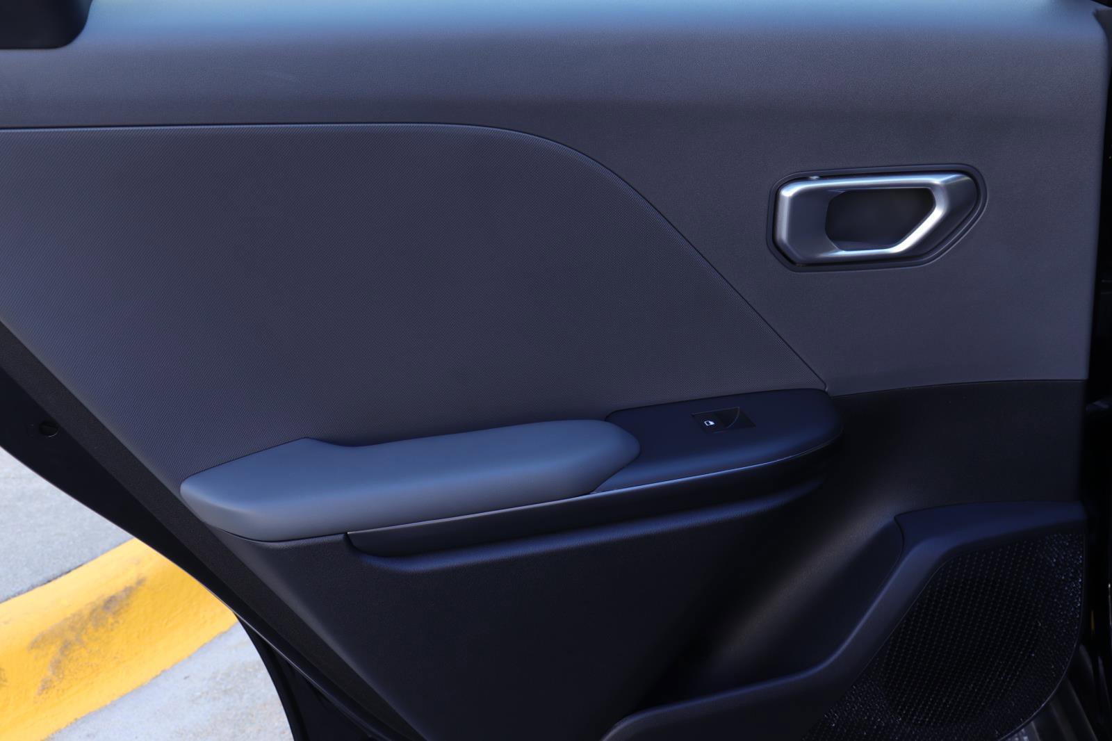 Used 2025 Kia K4 LXS image 13