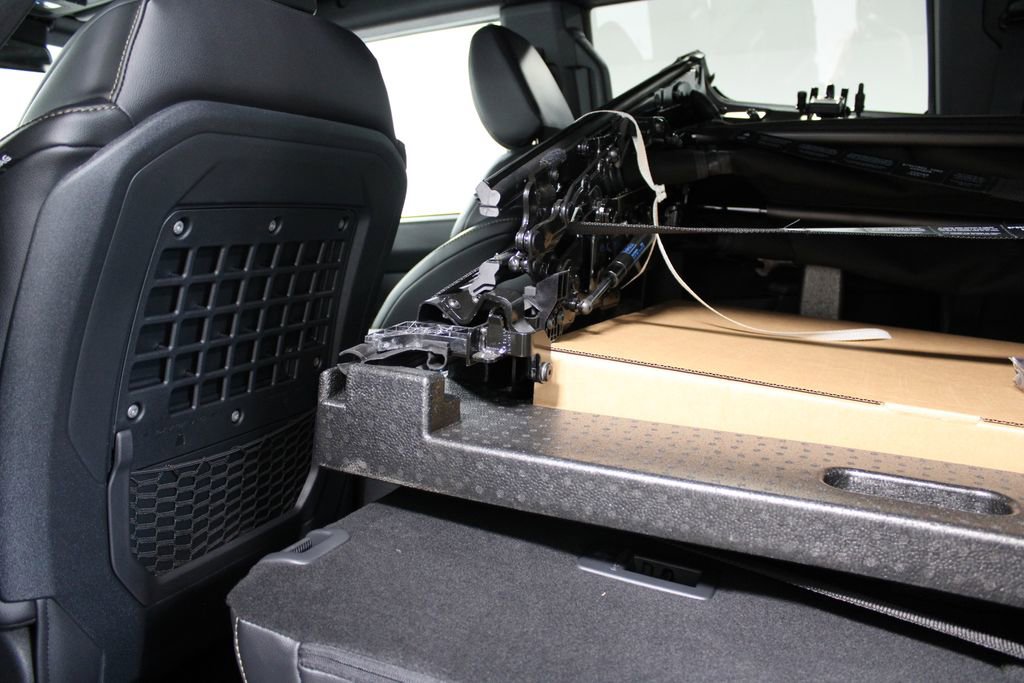 New 2025 Ford Bronco Badlands w/ Matte Film Protection Package image 26