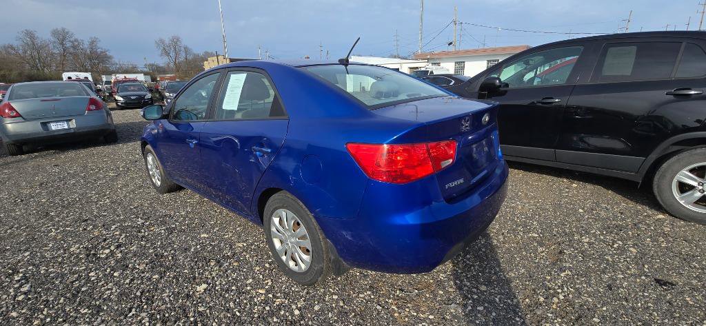 Used 2010 Kia Forte EX image 9