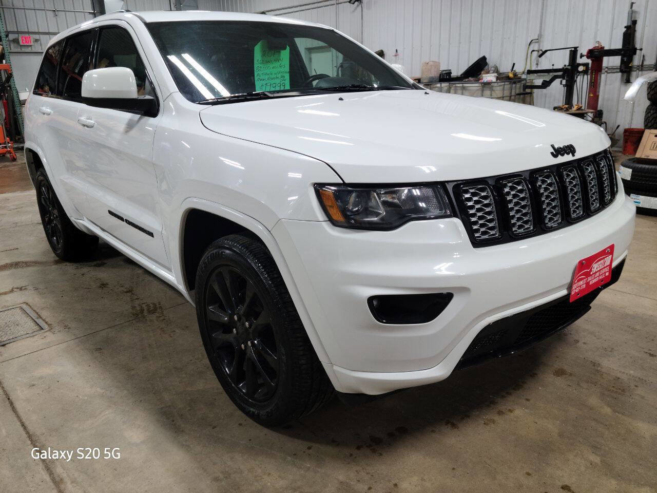 Used 2019 Jeep Grand Cherokee Altitude