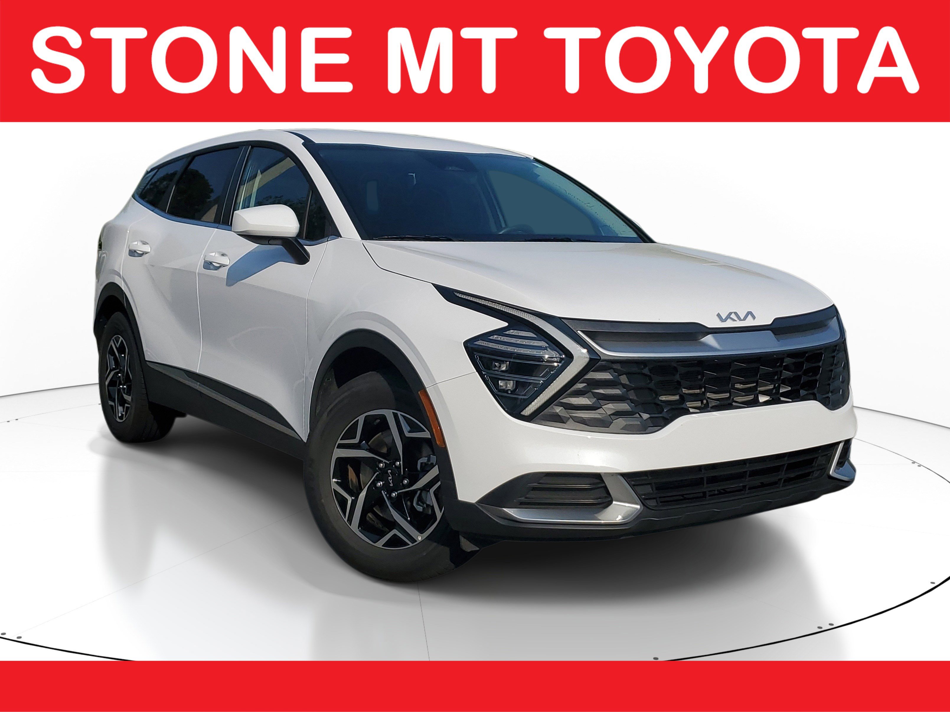 Used 2025 Kia Sportage LX AWD/4WD image 1