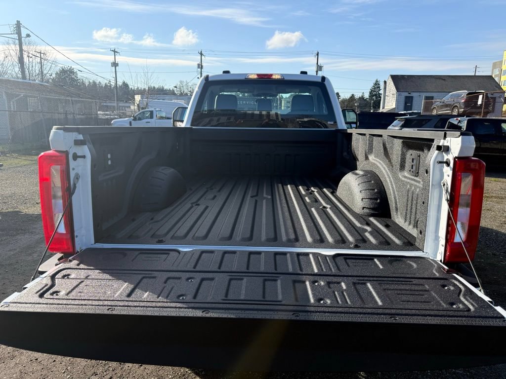 New 2026 Ford F250 XL w/ XL Chrome Package AWD/4WD image 4
