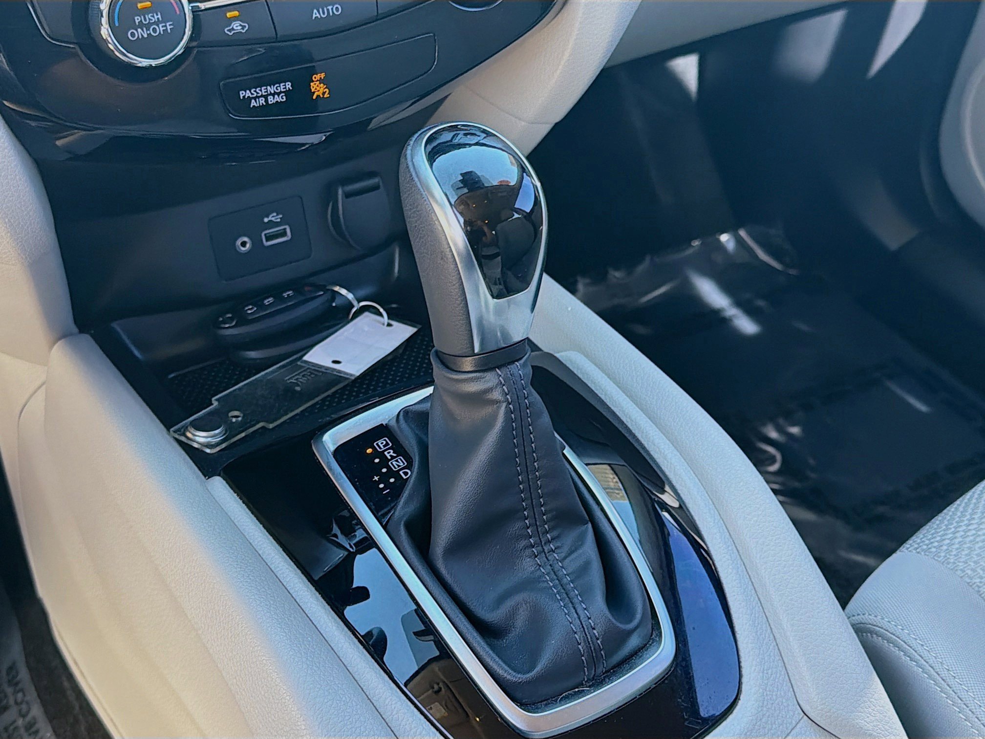 Used 2019 Nissan Rogue Sport SV w/ All-Weather Package image 15