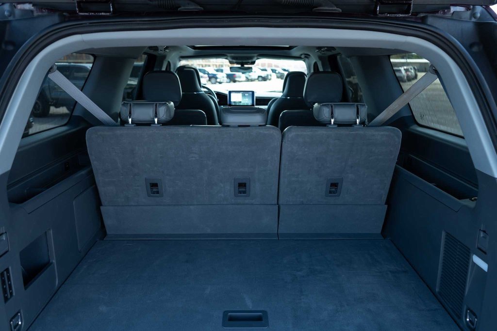 Used 2021 Lincoln Navigator L Reserve image 8