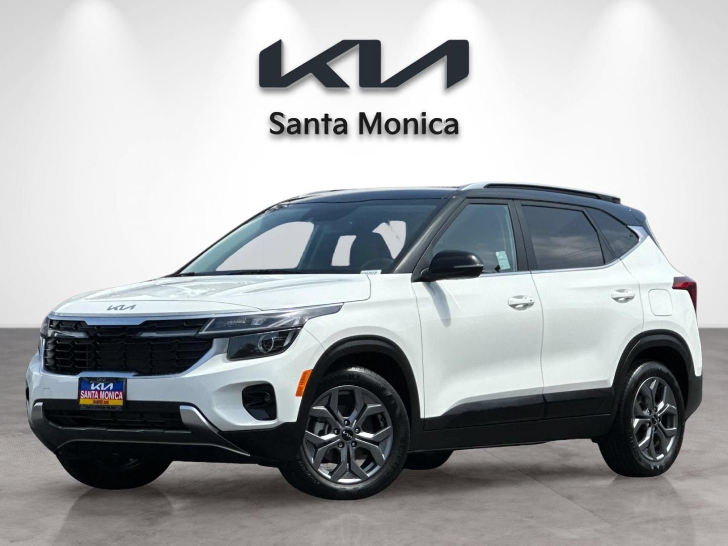 Certified 2024 Kia Seltos S FWD image 2