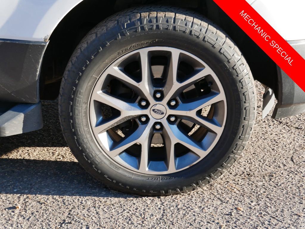 Used 2016 Ford Expedition XL w/ SSV Upgrade Package image 7