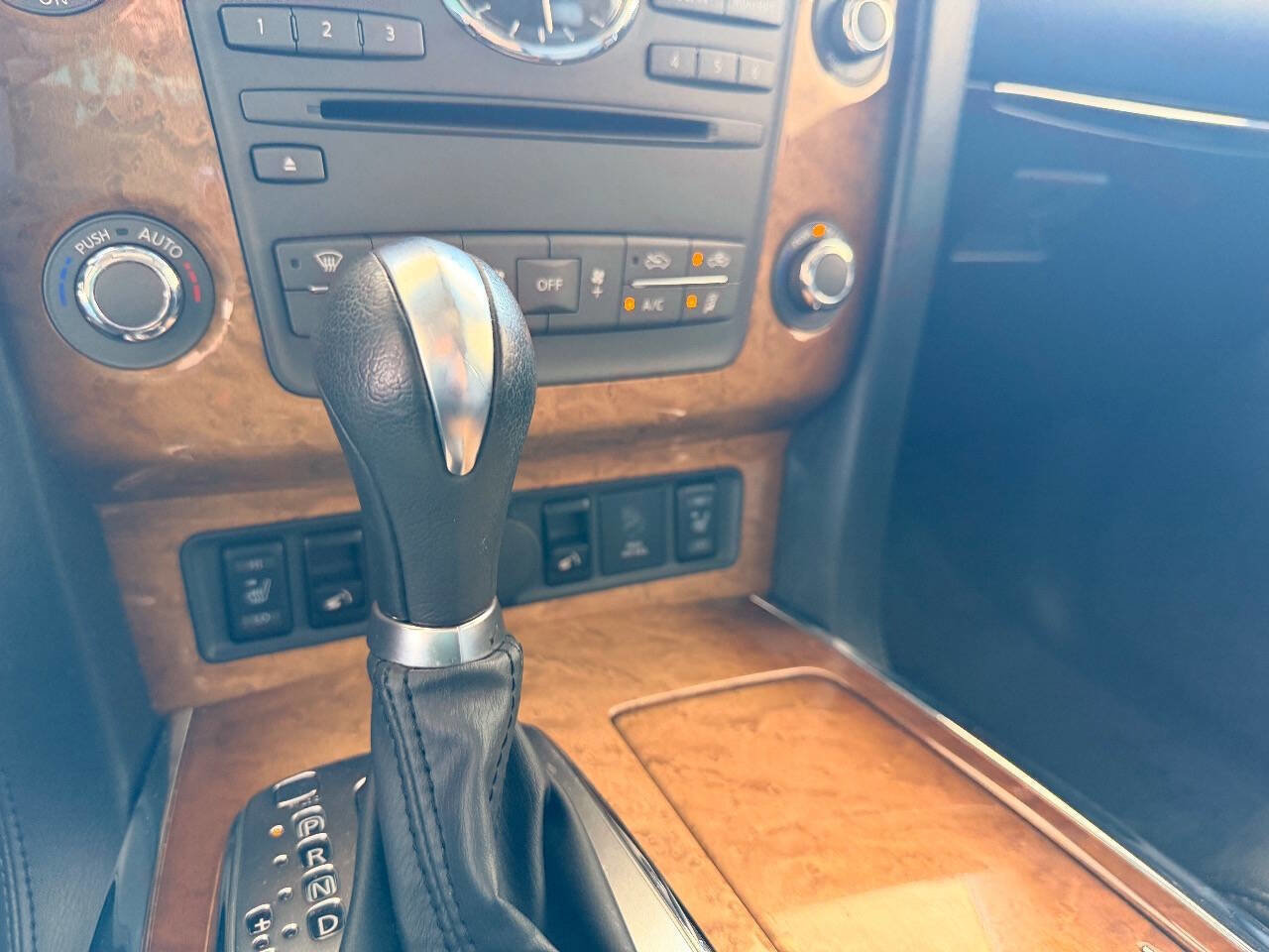 Used 2012 INFINITI QX56 4WD w/ Theater Pkg image 41