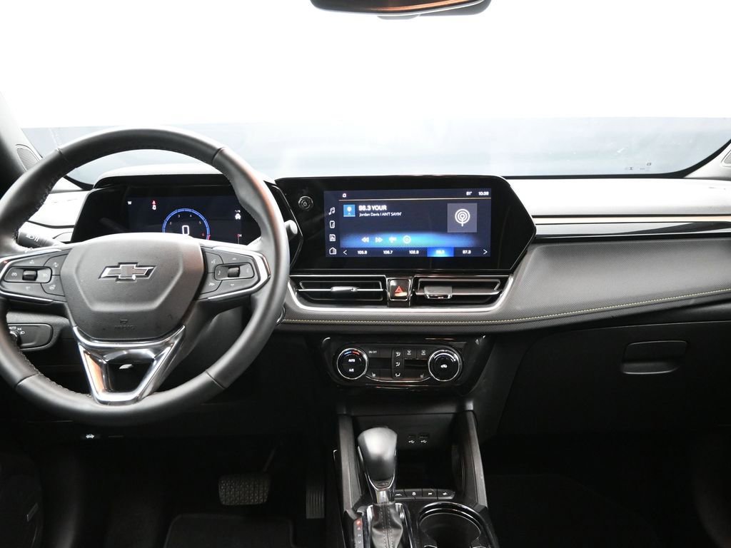 Used 2025 Chevrolet TrailBlazer ACTIV w/ Convenience Package image 19