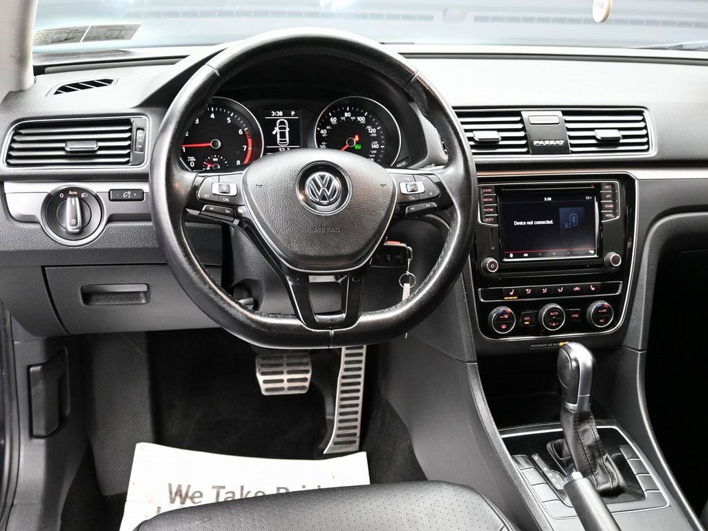 Used 2018 Volkswagen Passat 2.0T S image 27