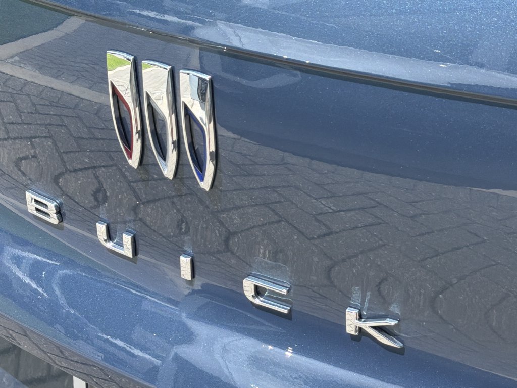 New 2026 Buick Envista Sport Touring FWD image 12