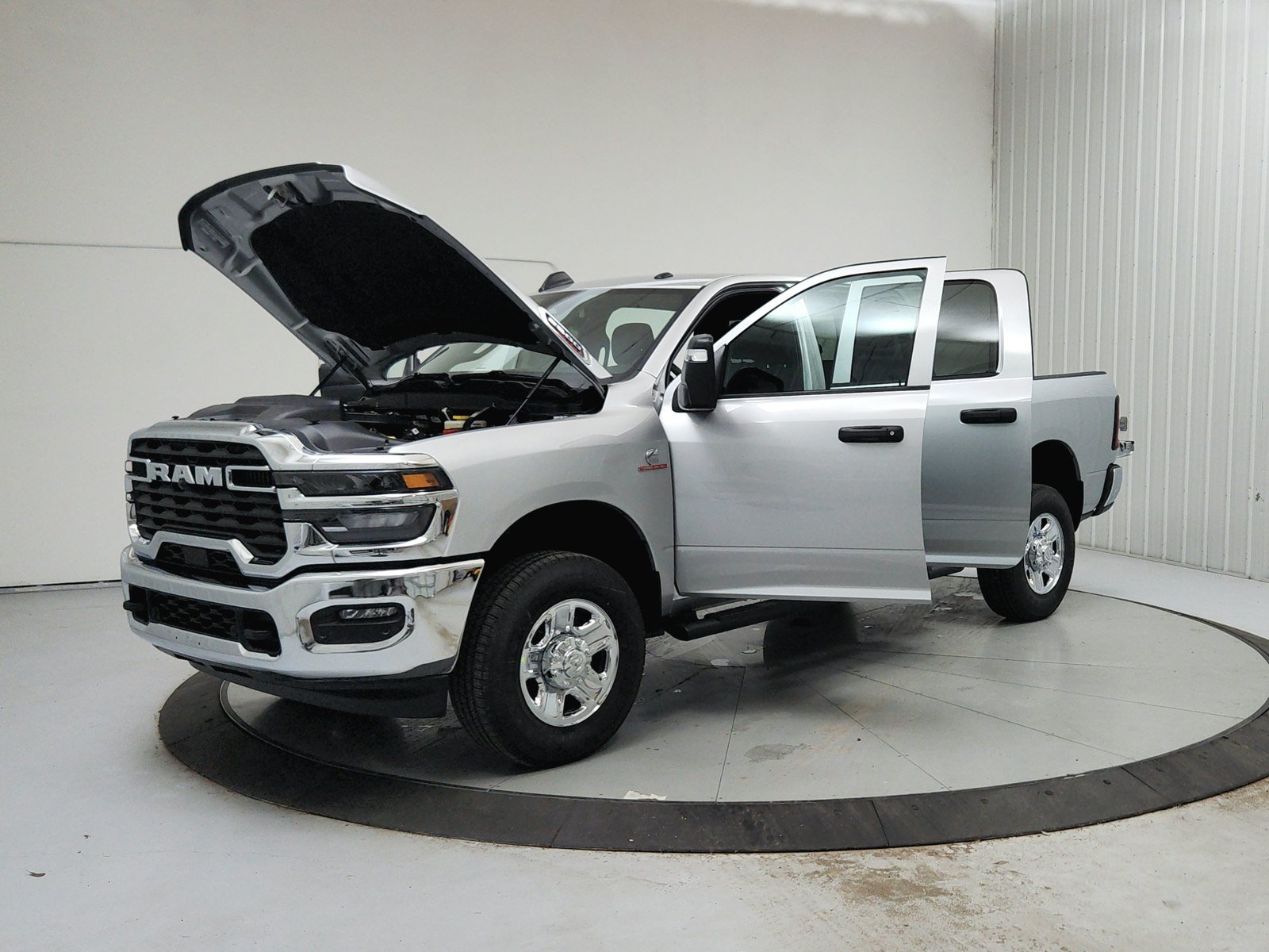 New 2026 RAM 2500 Tradesman AWD/4WD image 11