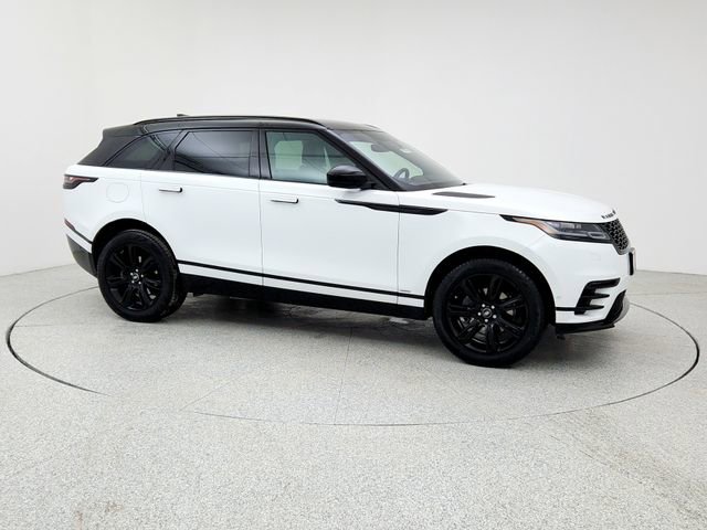Used 2019 Land Rover Range Rover Velar R-Dynamic SE image 3