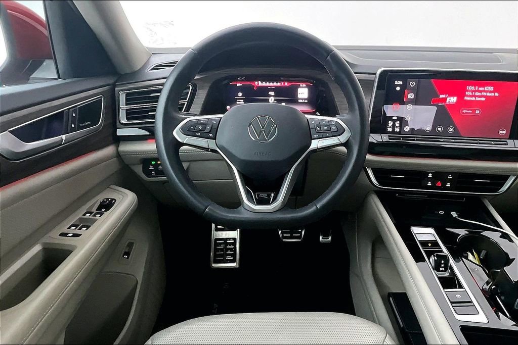 Used 2024 Volkswagen Atlas SEL Premium R-Line image 8
