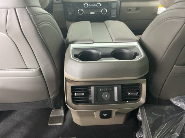 New 2026 Ford F350 Platinum image 30