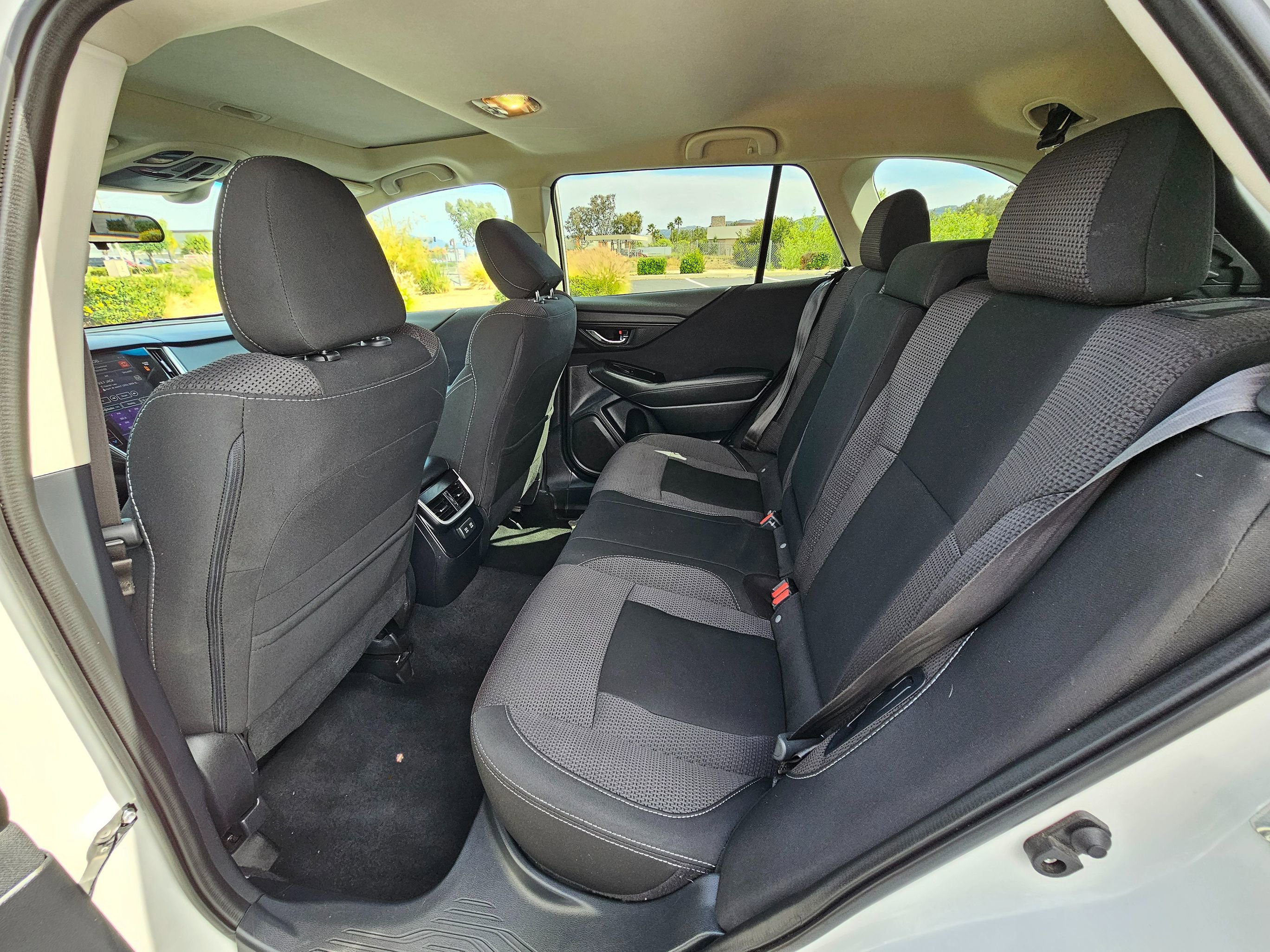 Used 2022 Subaru Outback Premium AWD/4WD image 18