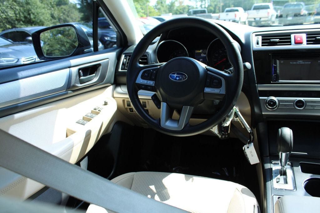 Used 2017 Subaru Outback 2.5i AWD/4WD image 15
