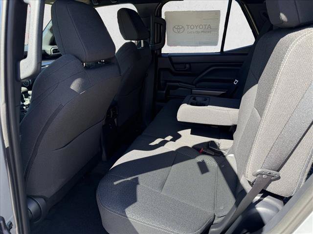 New 2026 Toyota 4Runner SR5 AWD/4WD image 9