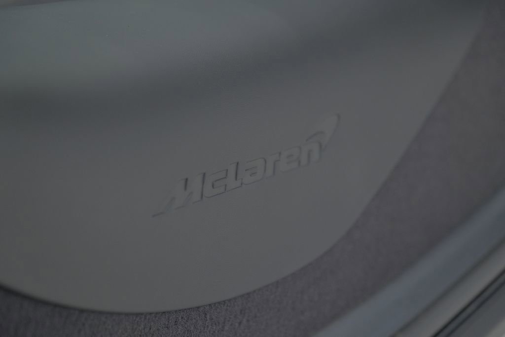 Used 2023 McLaren 720S Luxury image 37