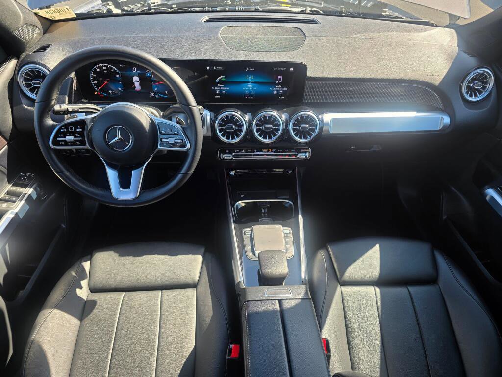 Used 2023 Mercedes-Benz GLB 250 image 17