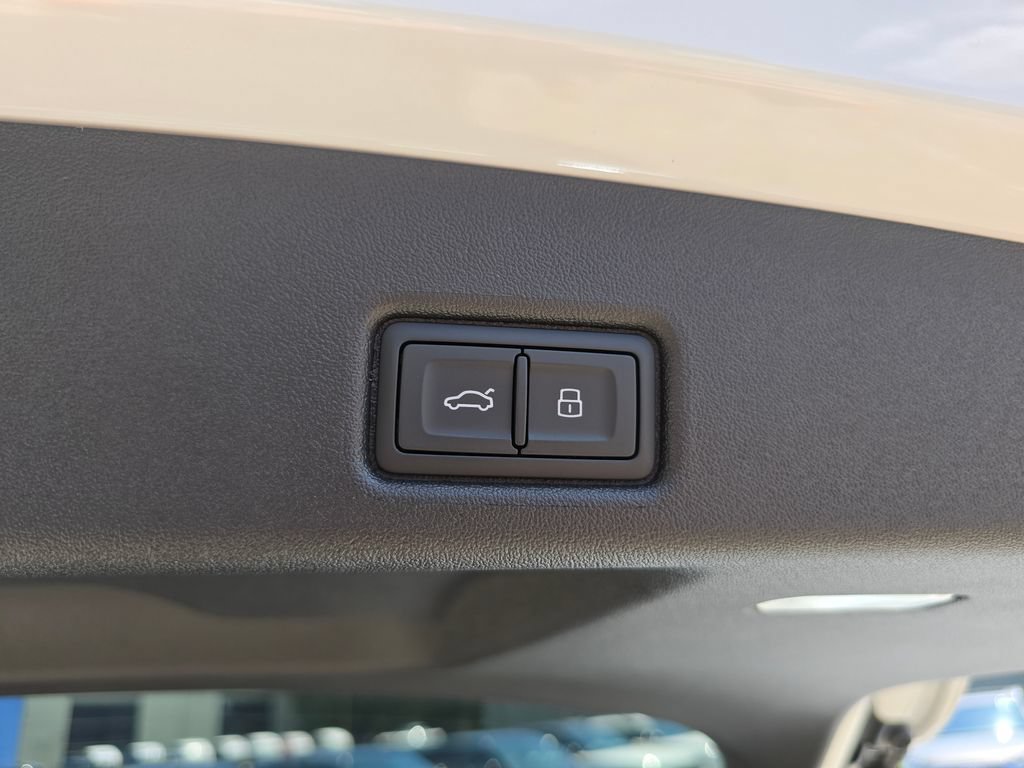 New 2026 Audi SQ5 Premium Plus AWD/4WD image 12