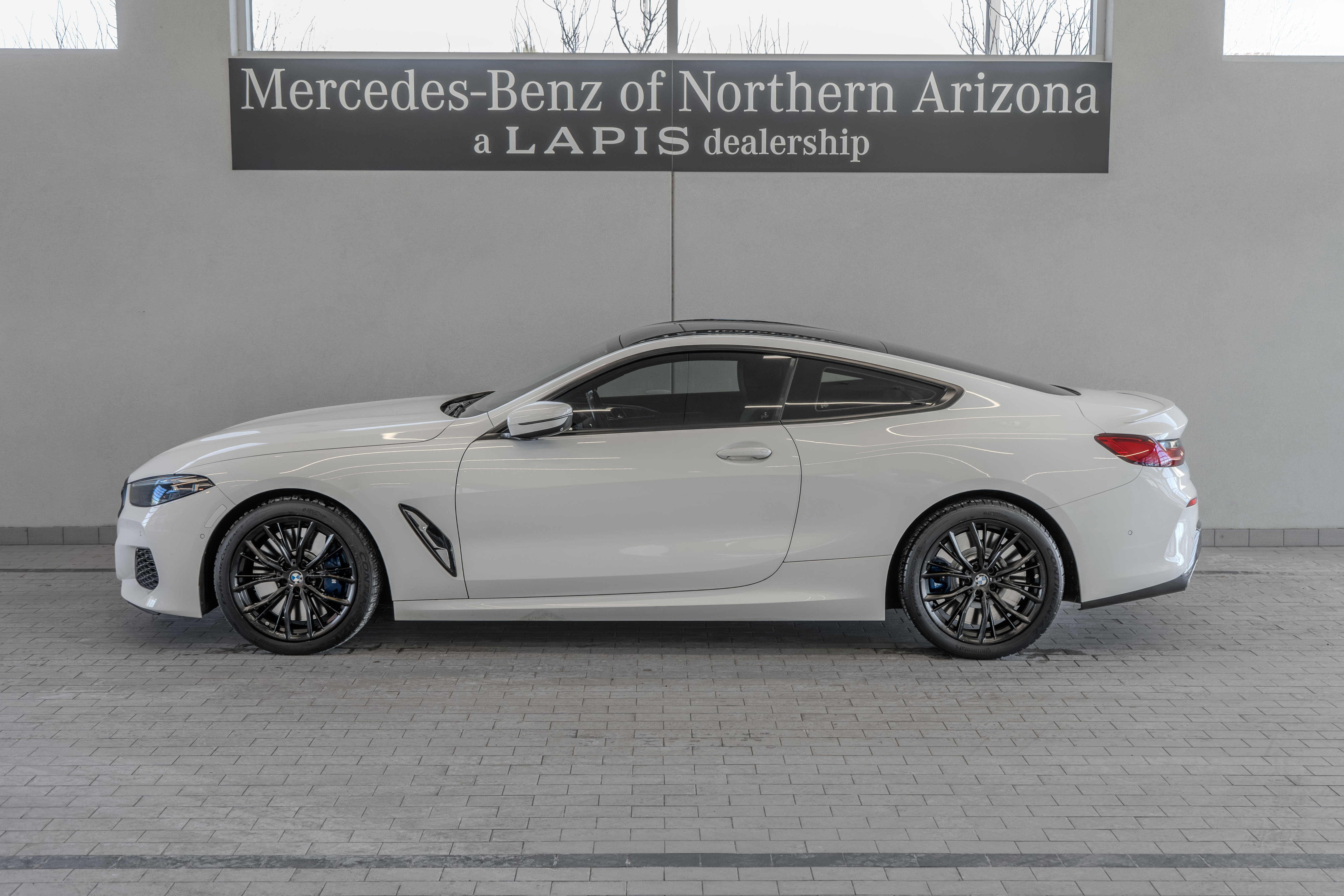 Used 2019 BMW M850i xDrive M850i xDrive w/ Comfort Seating Package image 2