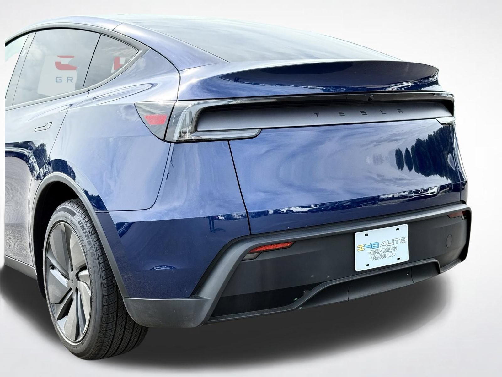 Used 2026 Tesla Model Y 2WD image 3