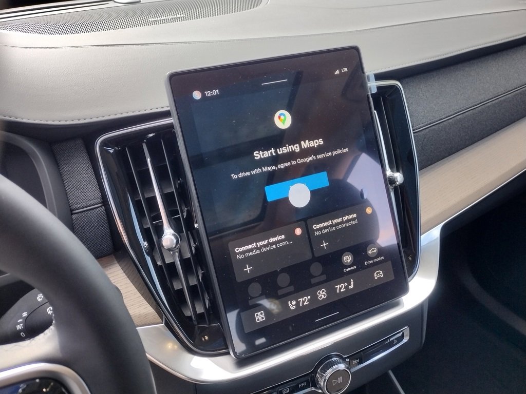 New 2026 Volvo XC90 B6 Plus image 17