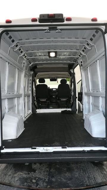 Used 2025 RAM ProMaster 2500 w/ Convenience Group image 13