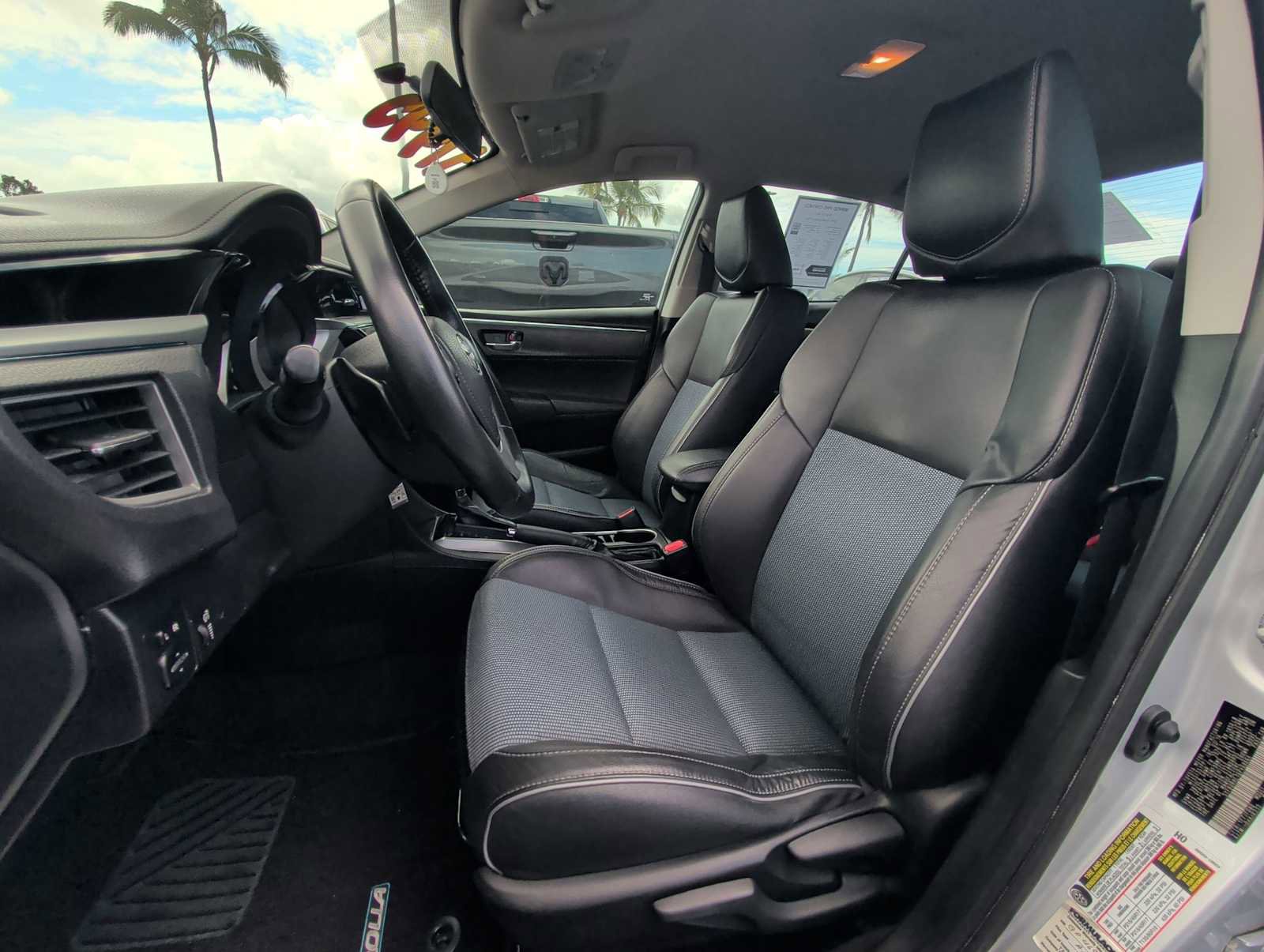 Used 2016 Toyota Corolla S FWD image 13