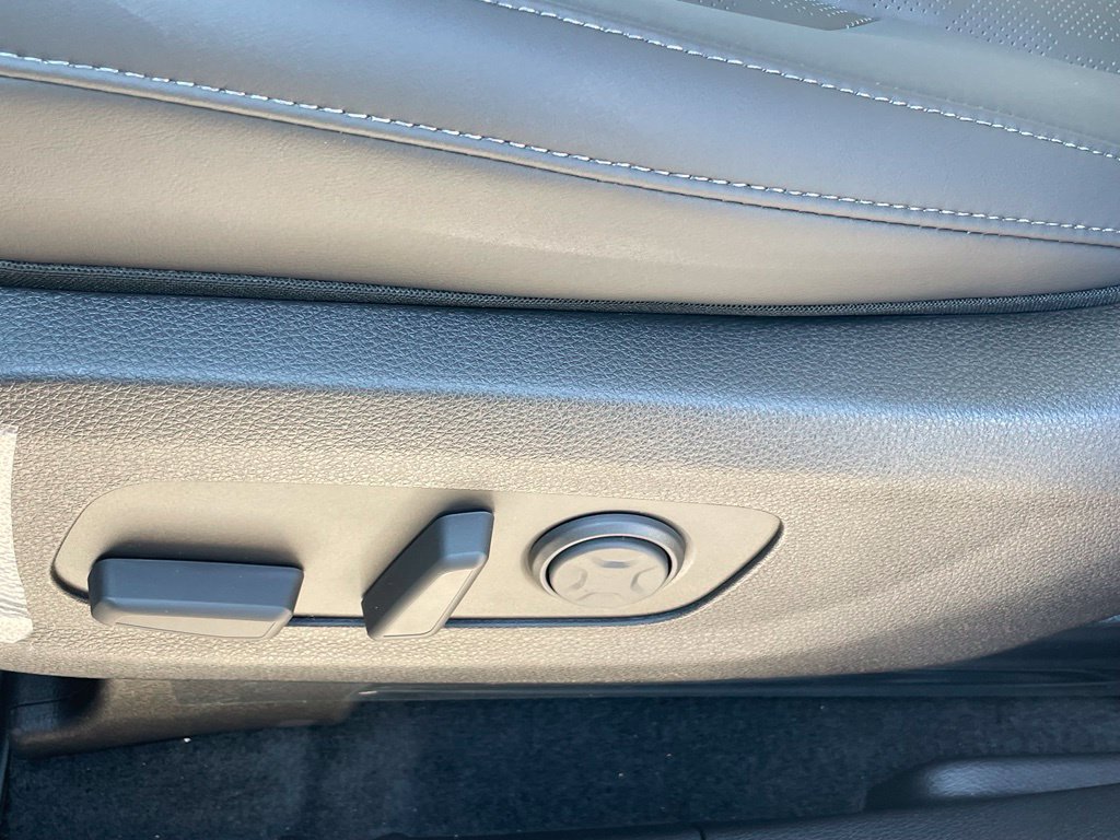 New 2027 Kia Carnival FWD image 10