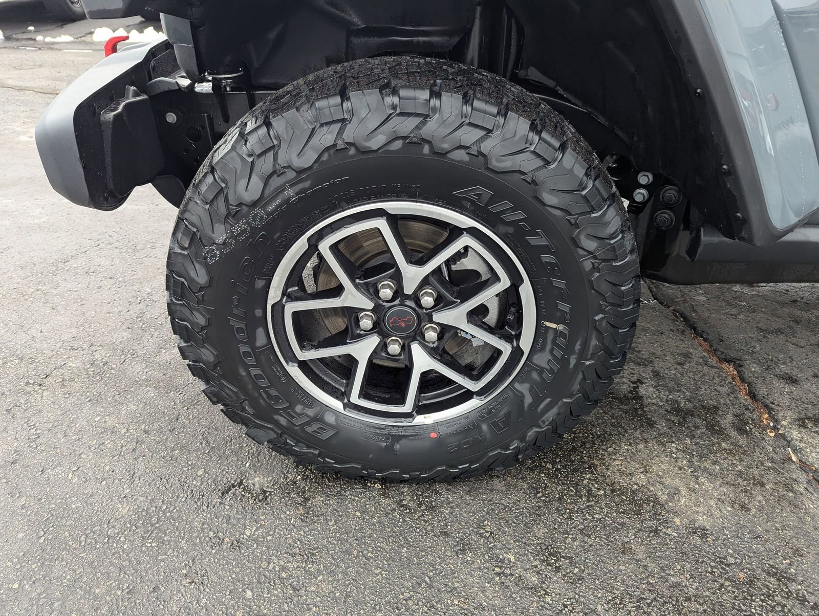 New 2026 Jeep Wrangler Unlimited Rubicon w/ Safety Group image 25
