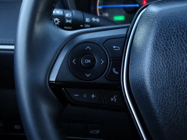 Certified 2024 Toyota Venza XLE image 34